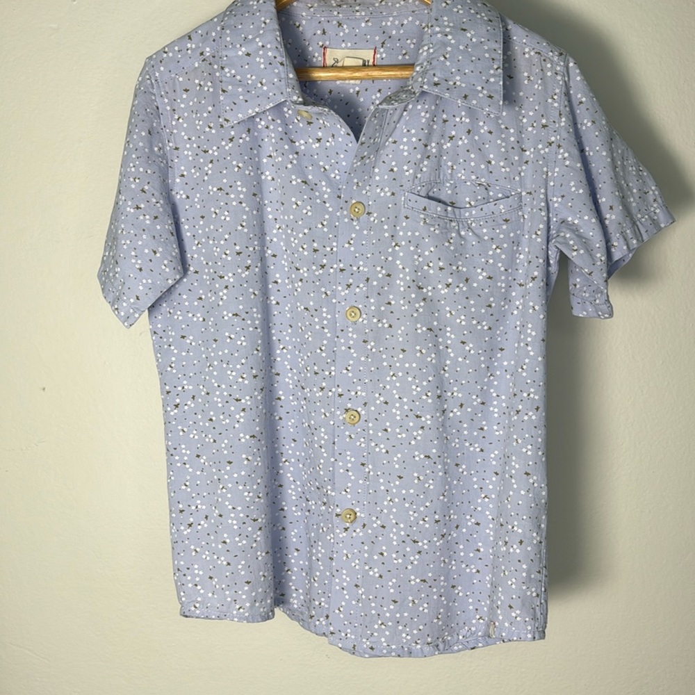 Boys short sleeved shirt